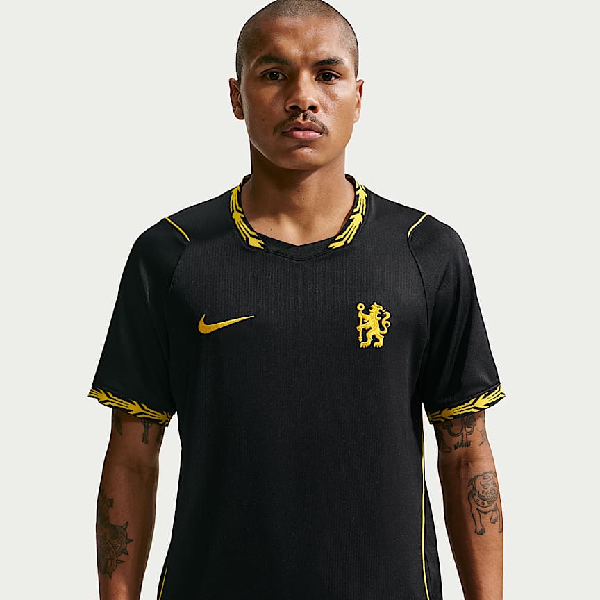 Chelsea FC Men's Nike Soccer T-Shirt. Nike.com